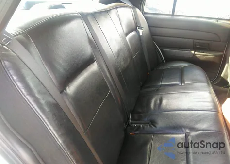 2008 Ford Crown Victoria Police/Police Interceptor z USA, uszkodzony, nr VIN 2FAFP71V28X156178